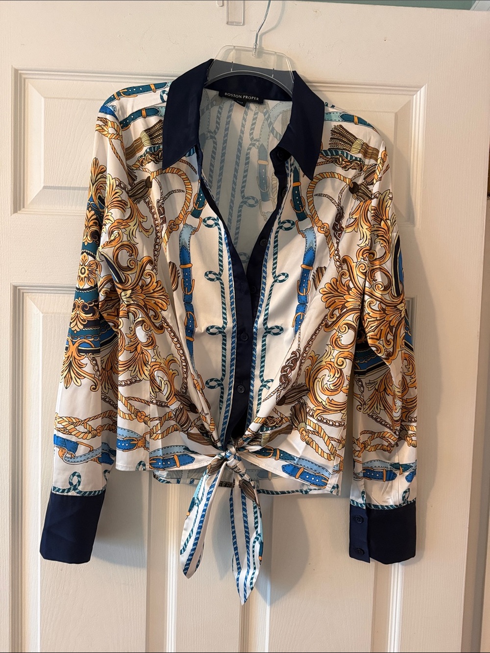 NWOT Boston Proper Baroque Print Tie-Front Blouse - Navy, Gold & White